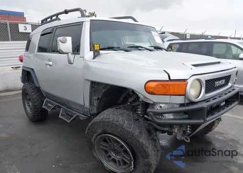 2007 Toyota Fj Cruiser from USA, damaged, VIN JTEBU11F670069061